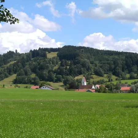 Uebernachtungsmoeglichkeit In Maierhoefen 3* Grunenbach